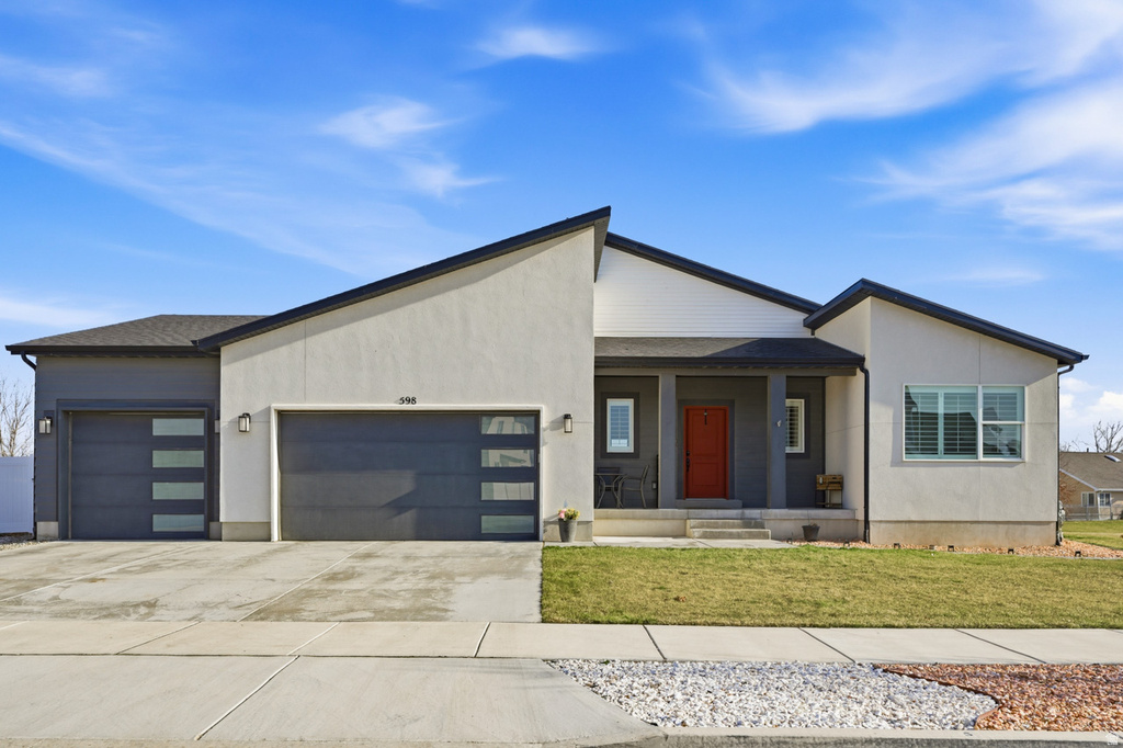 598 S CROOKED POST WAY Saratoga Springs, UT 84045