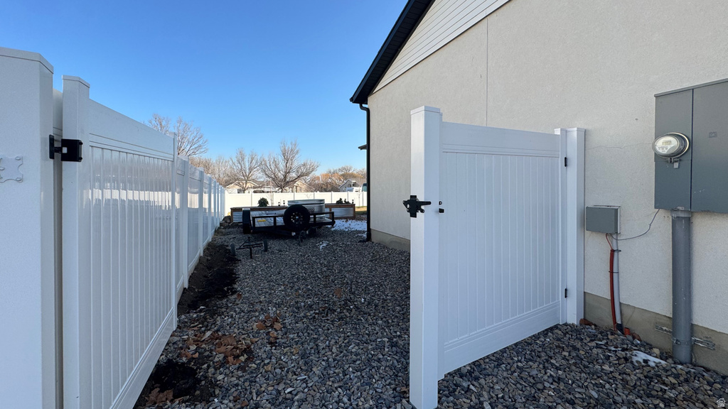 598 S CROOKED POST WAY Saratoga Springs, UT 84045