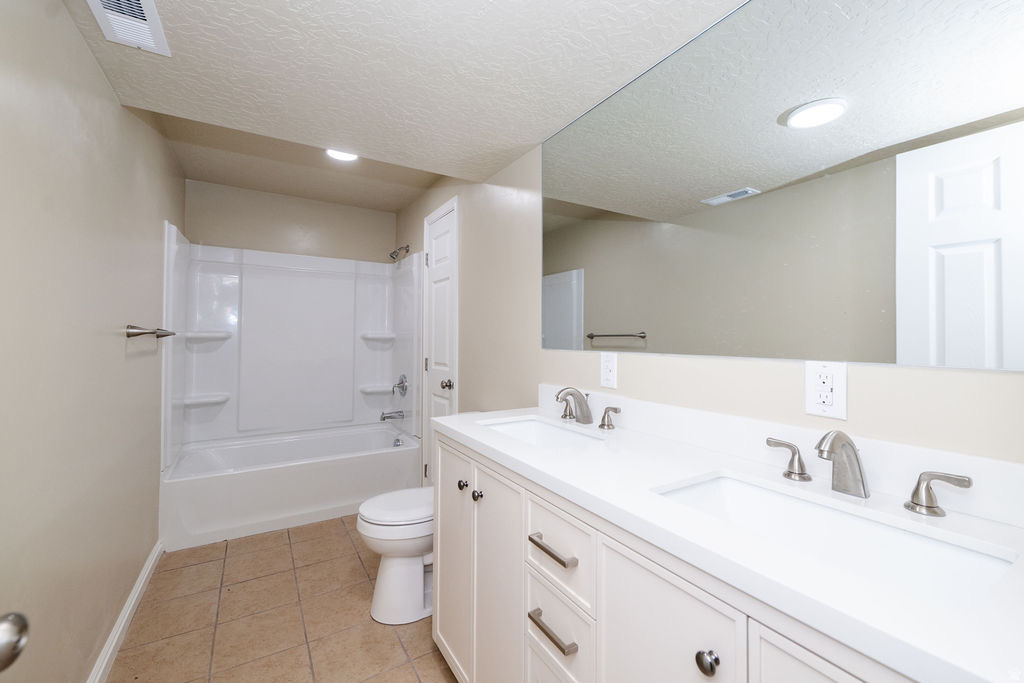 11569 S OAKMOND RD South Jordan, UT 84009