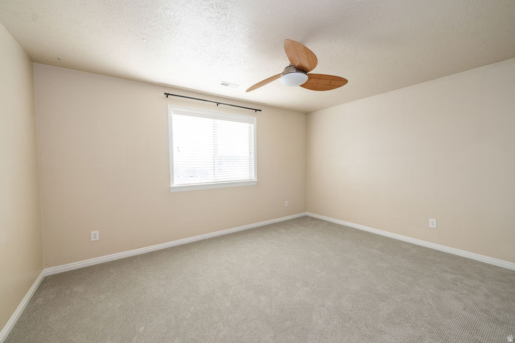 11569 S OAKMOND RD South Jordan, UT 84009