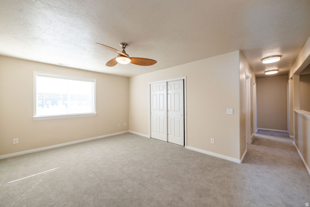 11569 S OAKMOND RD South Jordan, UT 84009