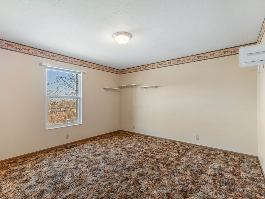 8036 S 2575 E South Weber, UT 84405