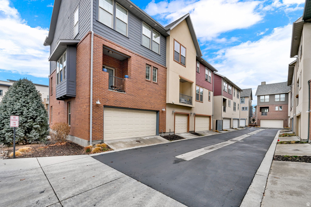 1956 S GRANT AVE Ogden, UT 84401