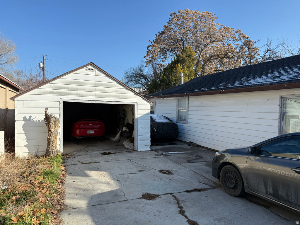 261 S 100 W Tremonton, UT 84337