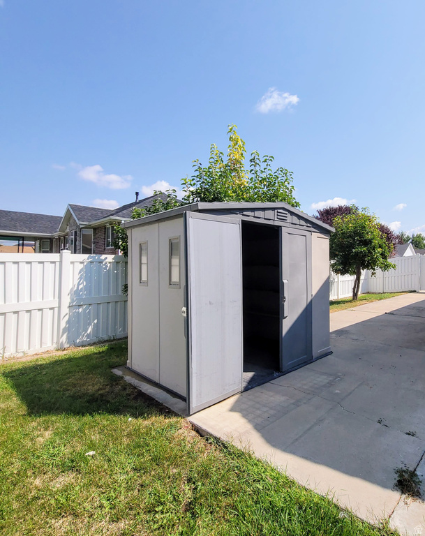 2766 S 1200 W Syracuse, UT 84075