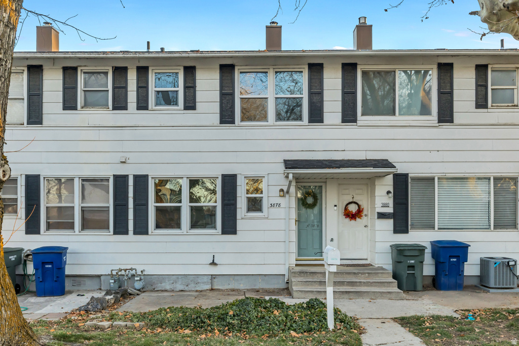 3878 S GRANDVIEW Ogden, UT 84403