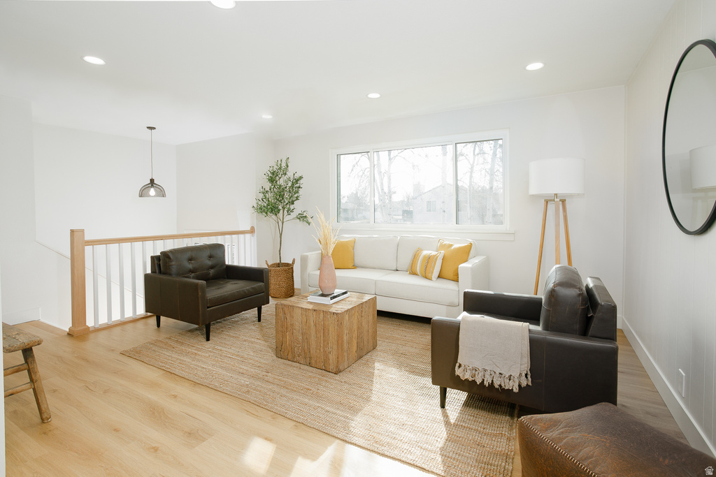 5956 W JARGON CIR Kearns, UT 84118