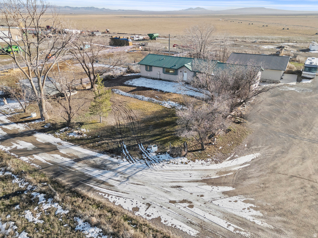 36325 W HIGHWAY 30 Snowville, UT 84336