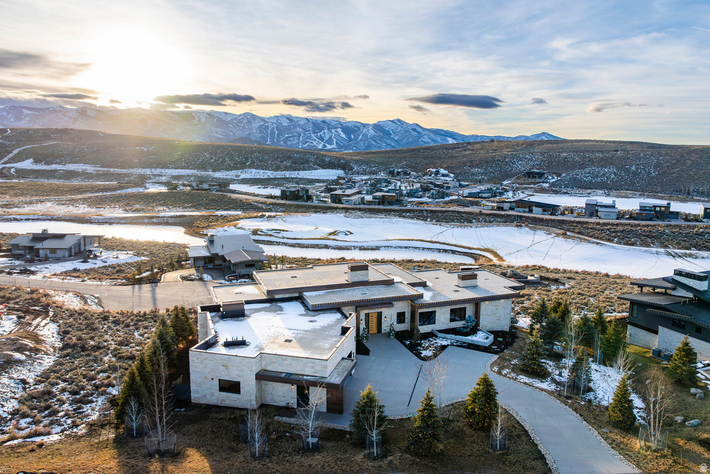 5857 GOLF CLUB LINK Park City, UT 84098