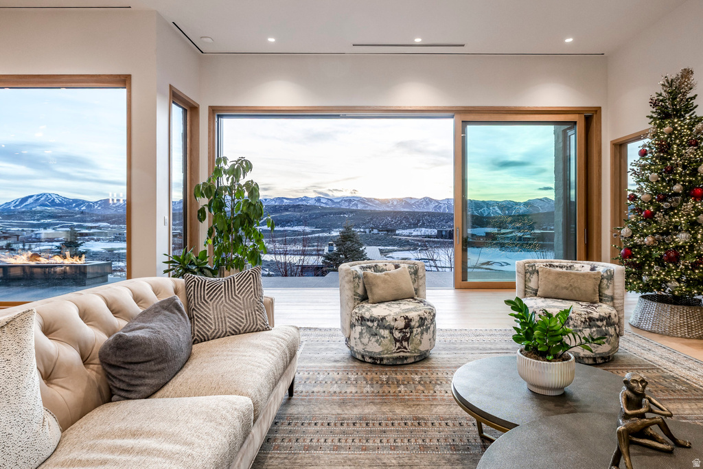 5857 GOLF CLUB LINK Park City, UT 84098