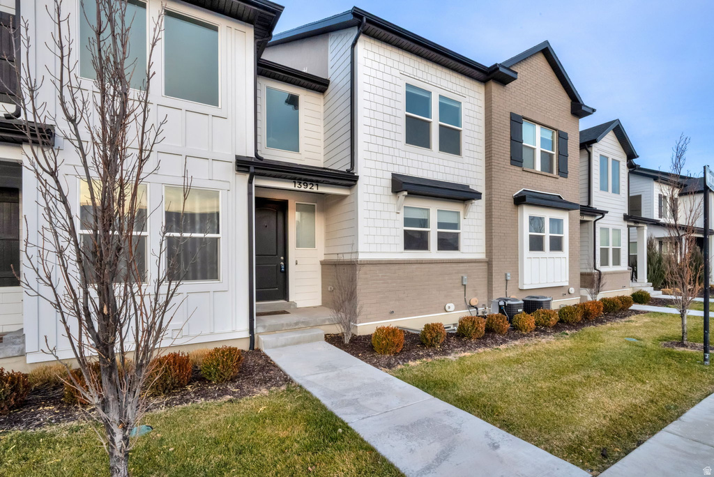 13921 S LITTLE RIDGE LN Herriman, UT 84096