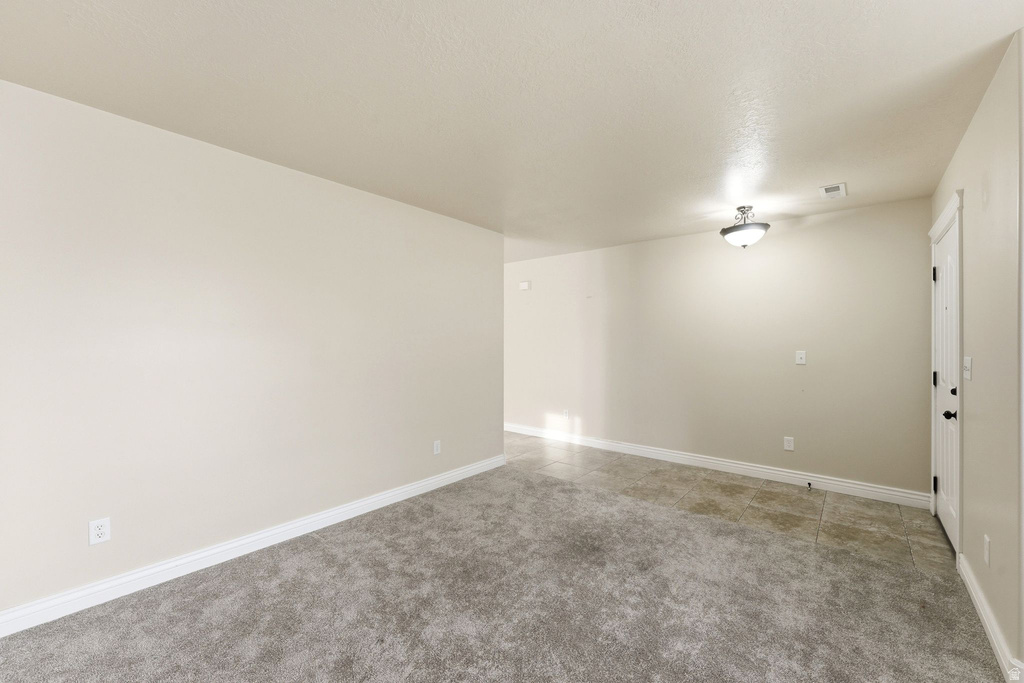 2303 GARDEN LN Layton, UT 84041