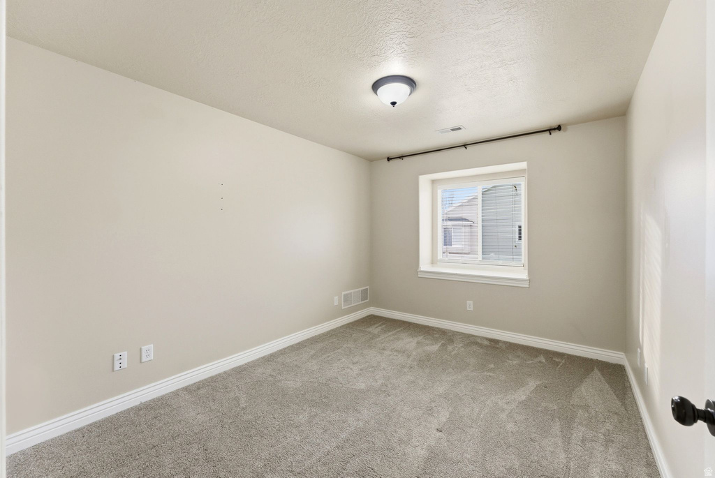 2303 GARDEN LN Layton, UT 84041