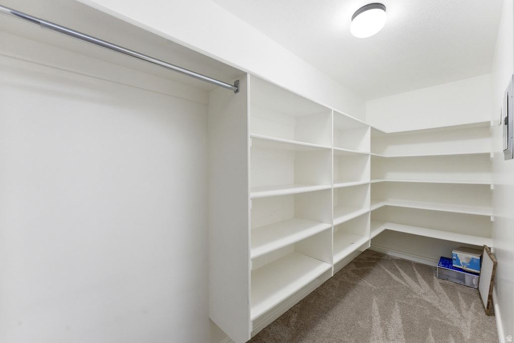 2303 GARDEN LN Layton, UT 84041