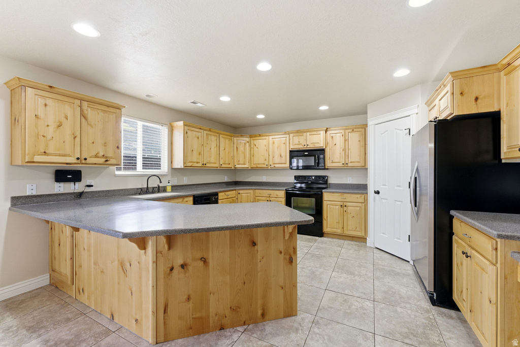 2303 GARDEN LN Layton, UT 84041