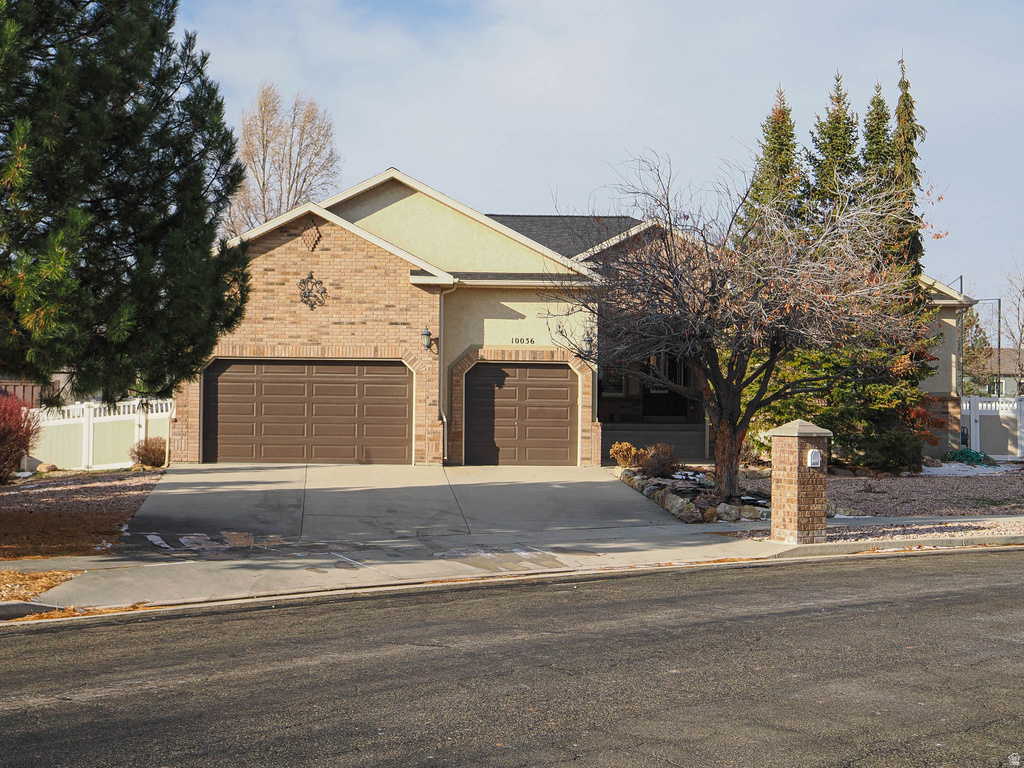 10036 S BIRDIE WAY South Jordan, UT 84095