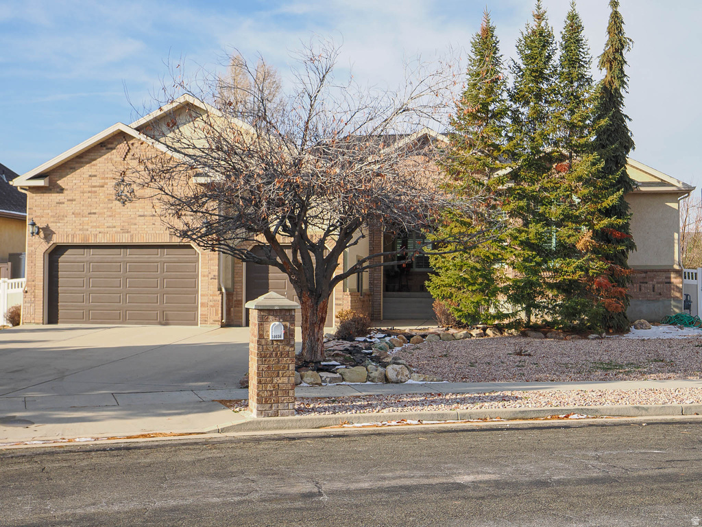 10036 S BIRDIE WAY South Jordan, UT 84095
