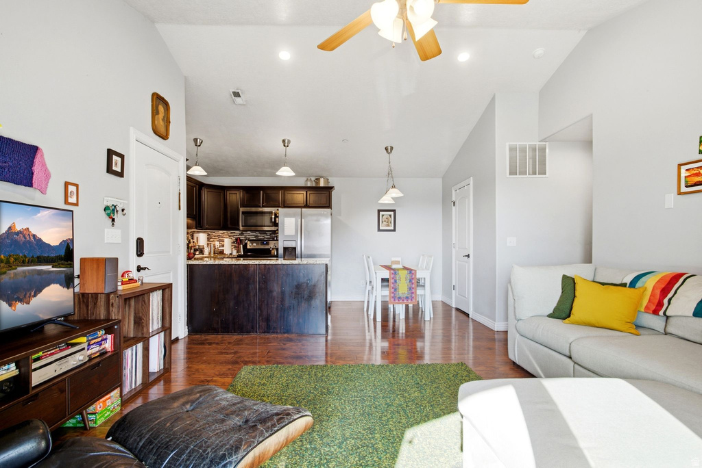 986 W 270 S #301 Pleasant Grove, UT 84062