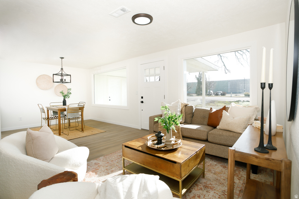 3402 W 6000 S Roy, UT 84067