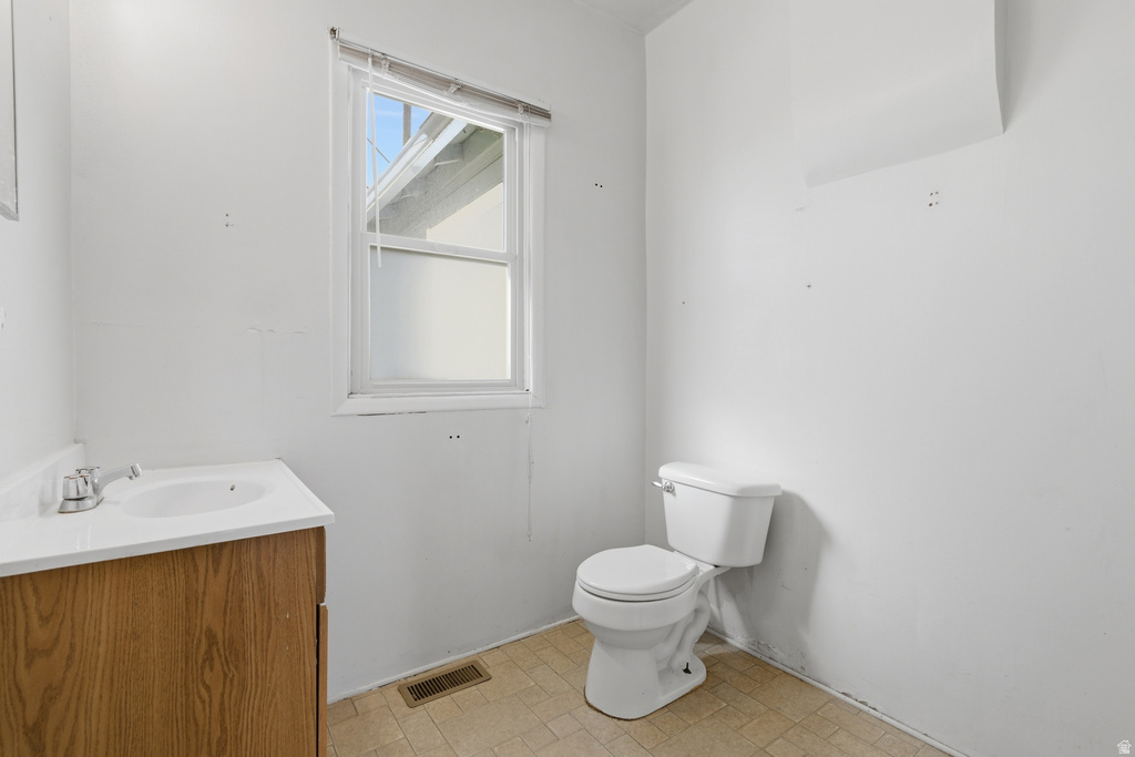 869 W CENTER ST Provo, UT 84601