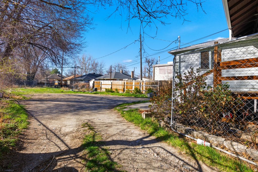 869 W CENTER ST Provo, UT 84601