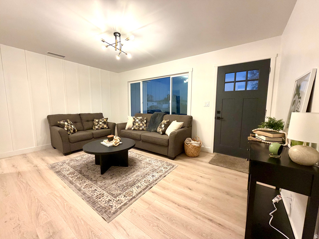 4546 W 5615 S Kearns, UT 84118