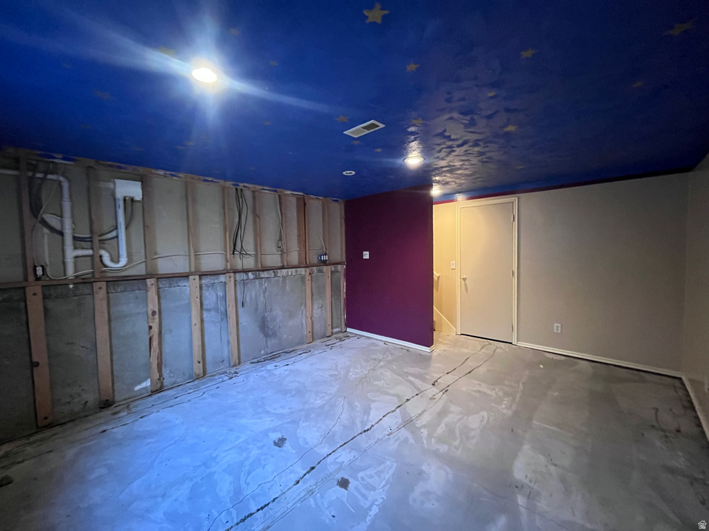 1401 W GREEN HEDGE WAY West Jordan, UT 84084