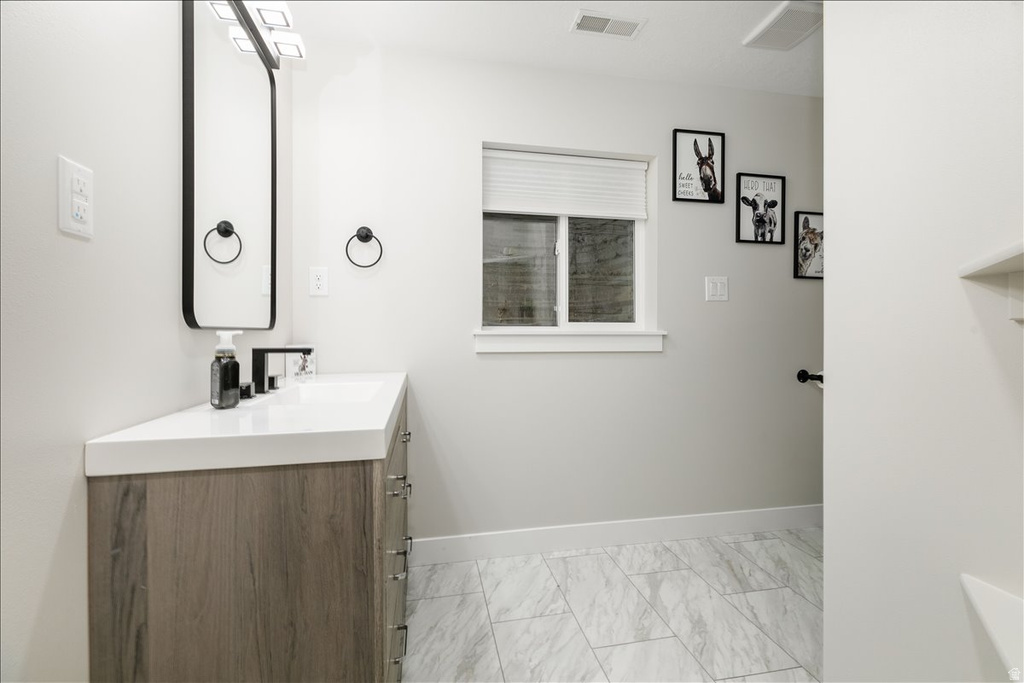 562 ASPEN CIR Preston, ID 83263