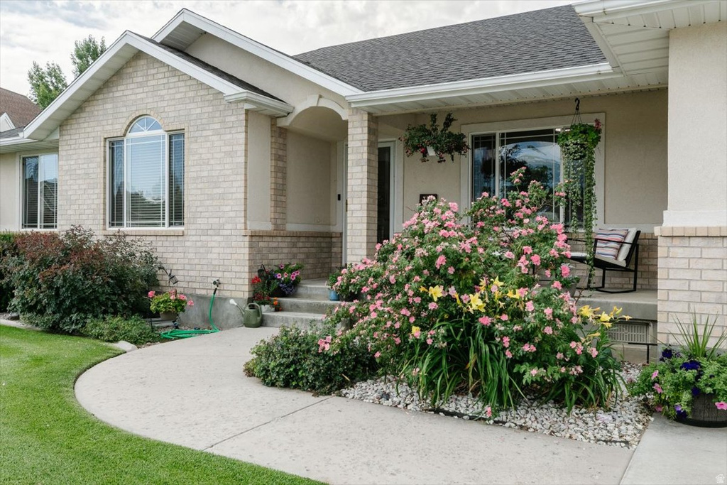 562 ASPEN CIR Preston, ID 83263