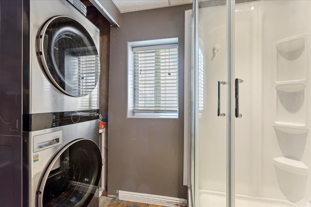 1521 N 2275 W Clinton, UT 84015