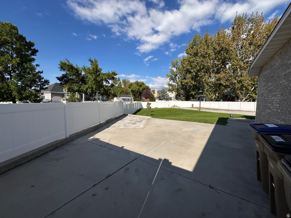 12683 S WHISPER CREEK CV Draper, UT 84020