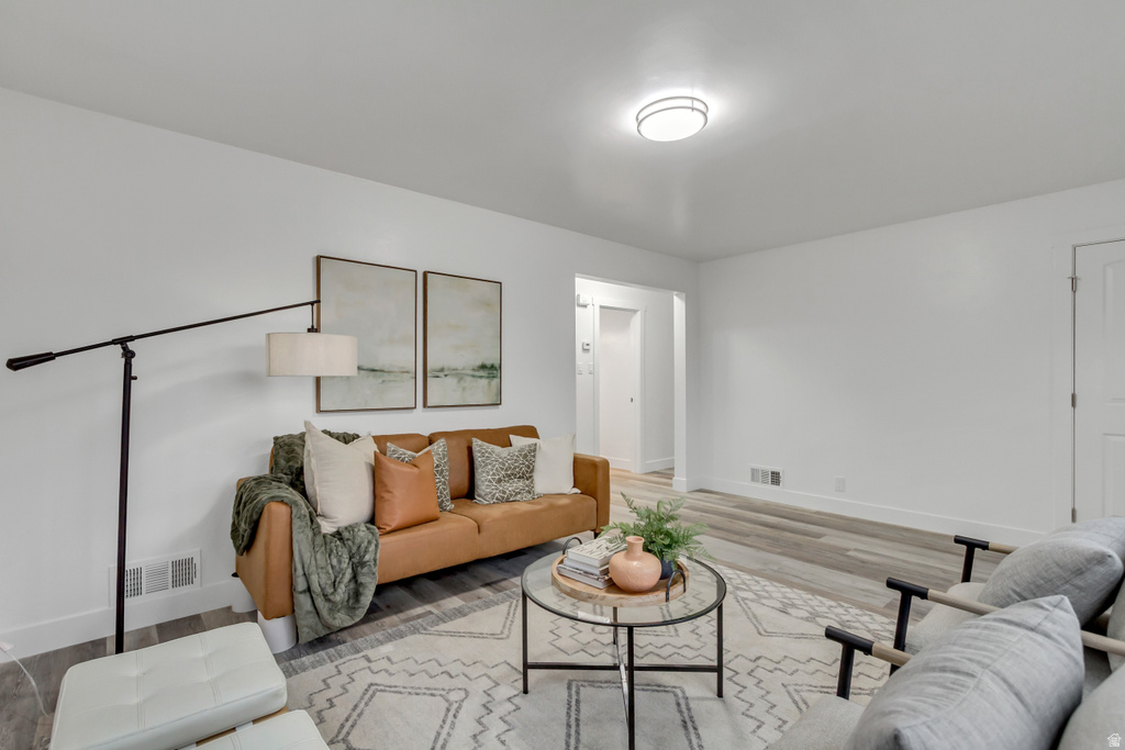 3858 OGDEN AVE South Ogden, UT 84403