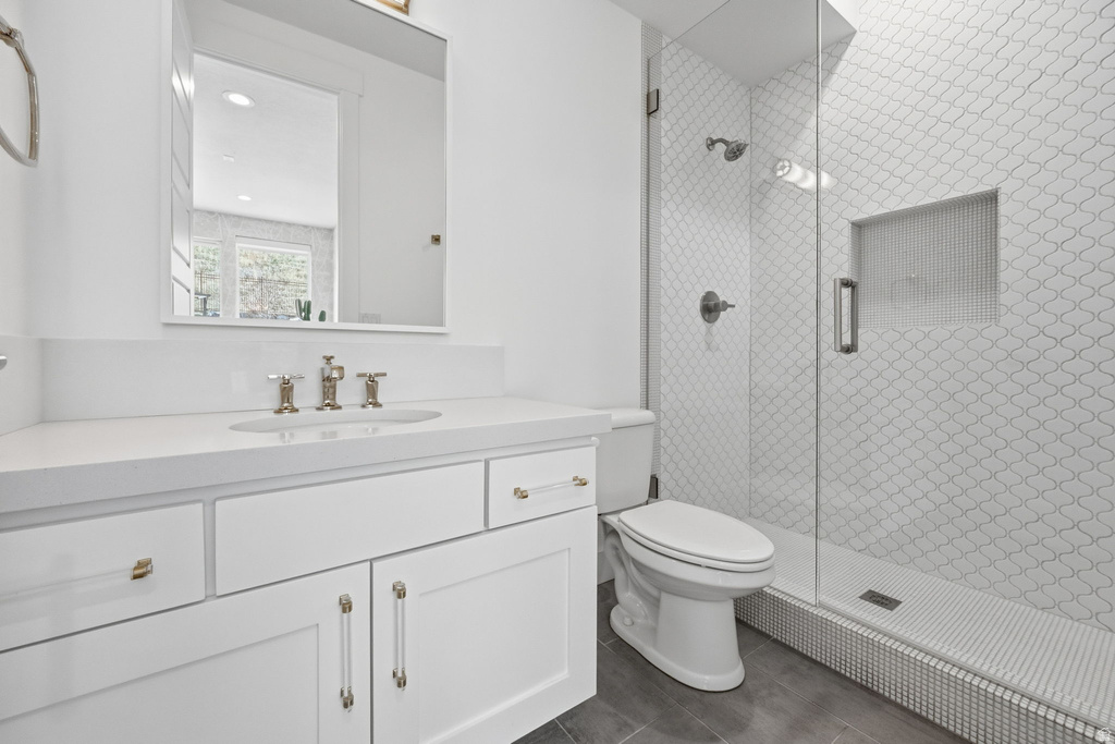 73 E COLUMBUS CT Salt Lake City, UT 84103