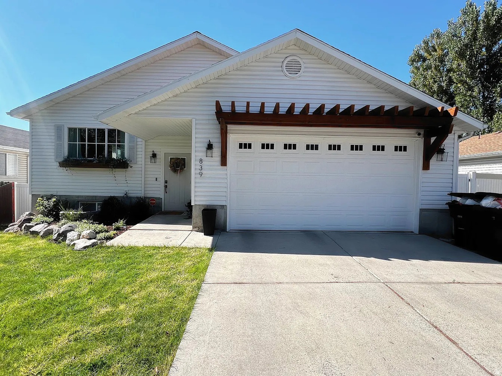 839 S 300 W Logan, UT 84321