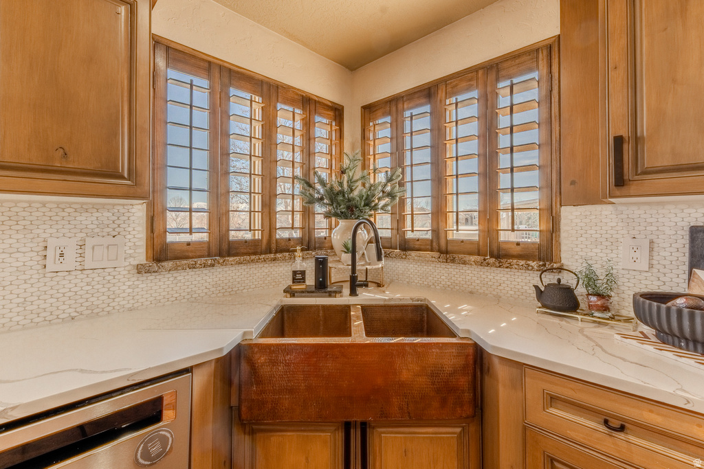 4836 S 5050 W Hooper, UT 84315