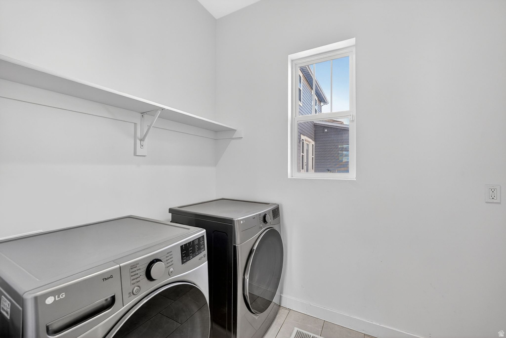 6942 W DOCKSIDER DR South Jordan, UT 84009