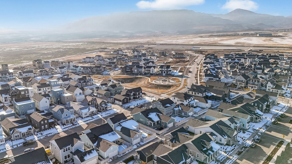 6942 W DOCKSIDER DR South Jordan, UT 84009