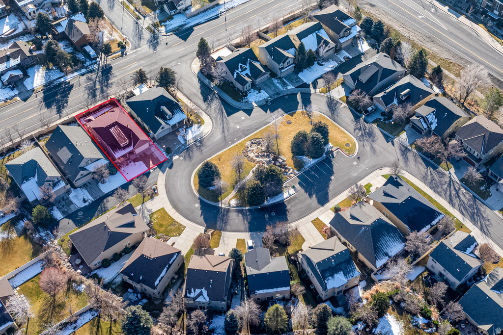 1952 E BLUFFSIDE CIR Sandy, UT 84092