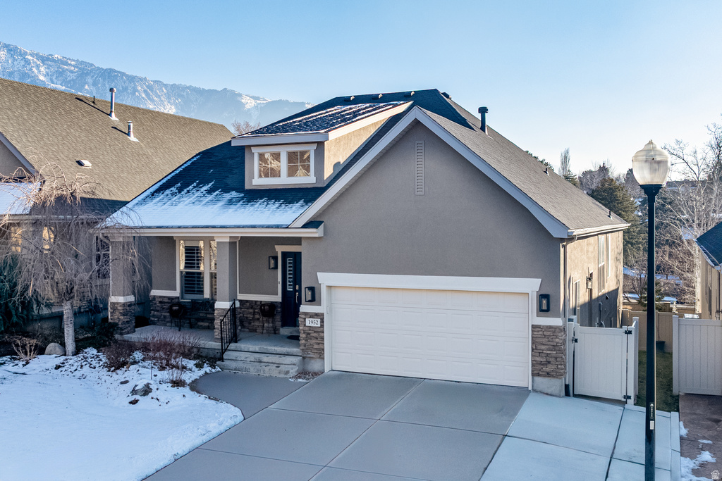 1952 E BLUFFSIDE CIR Sandy, UT 84092