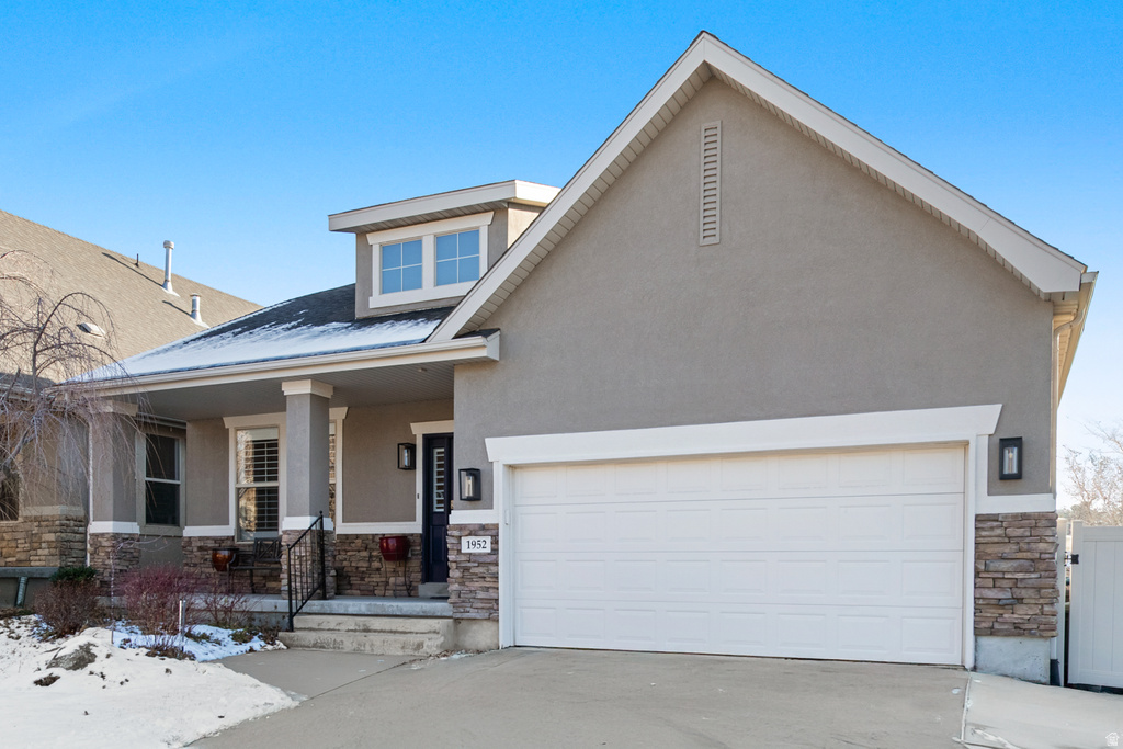 1952 E BLUFFSIDE CIR Sandy, UT 84092