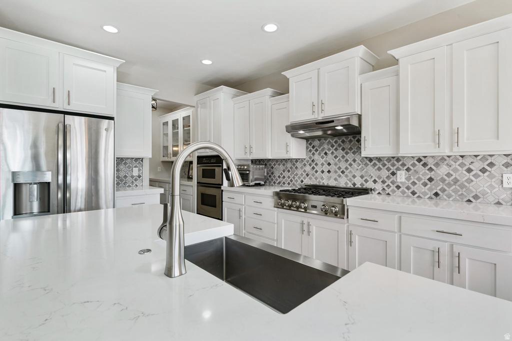 1952 E BLUFFSIDE CIR Sandy, UT 84092