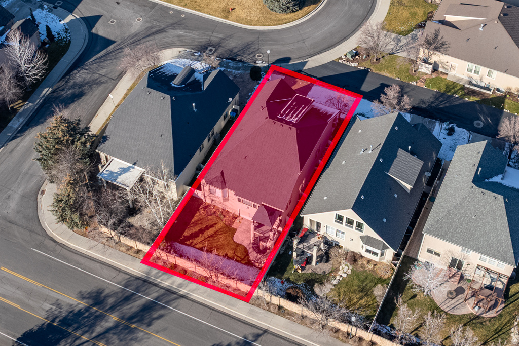 1952 E BLUFFSIDE CIR Sandy, UT 84092