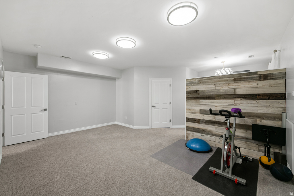 1952 E BLUFFSIDE CIR Sandy, UT 84092