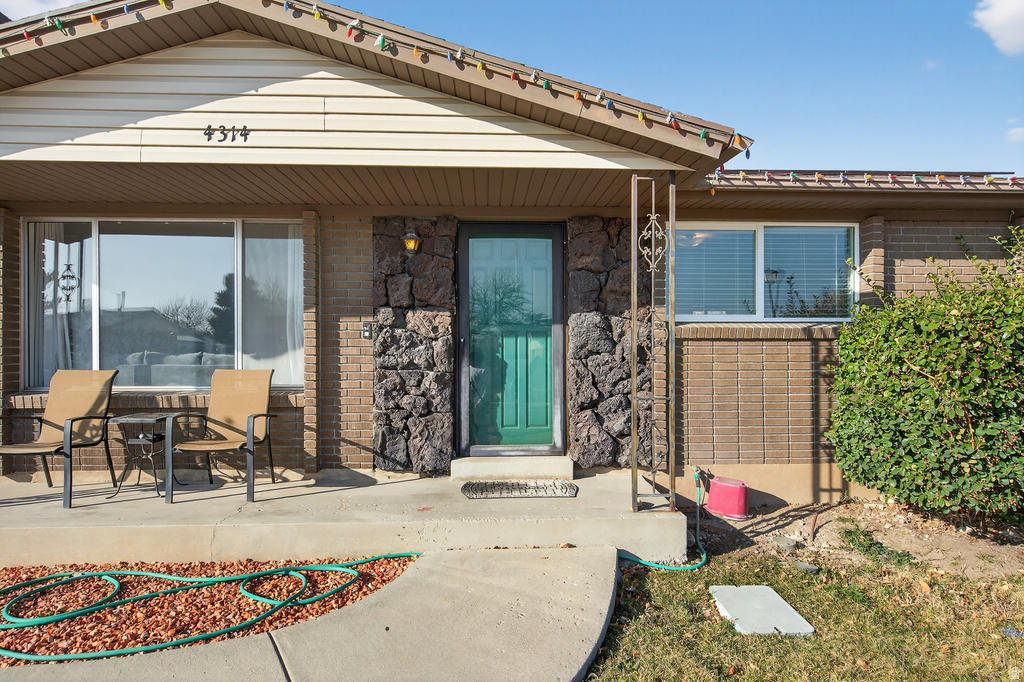 4314 S MIGNON DR West Valley City, UT 84120