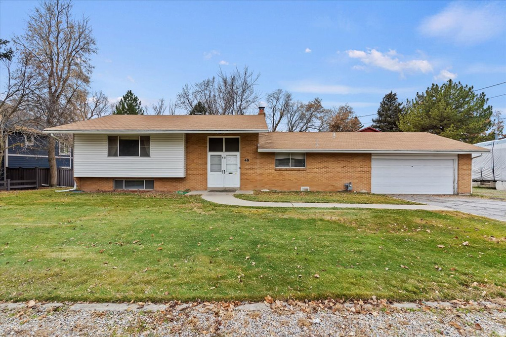 48 S FLINT ST Kaysville, UT 84037