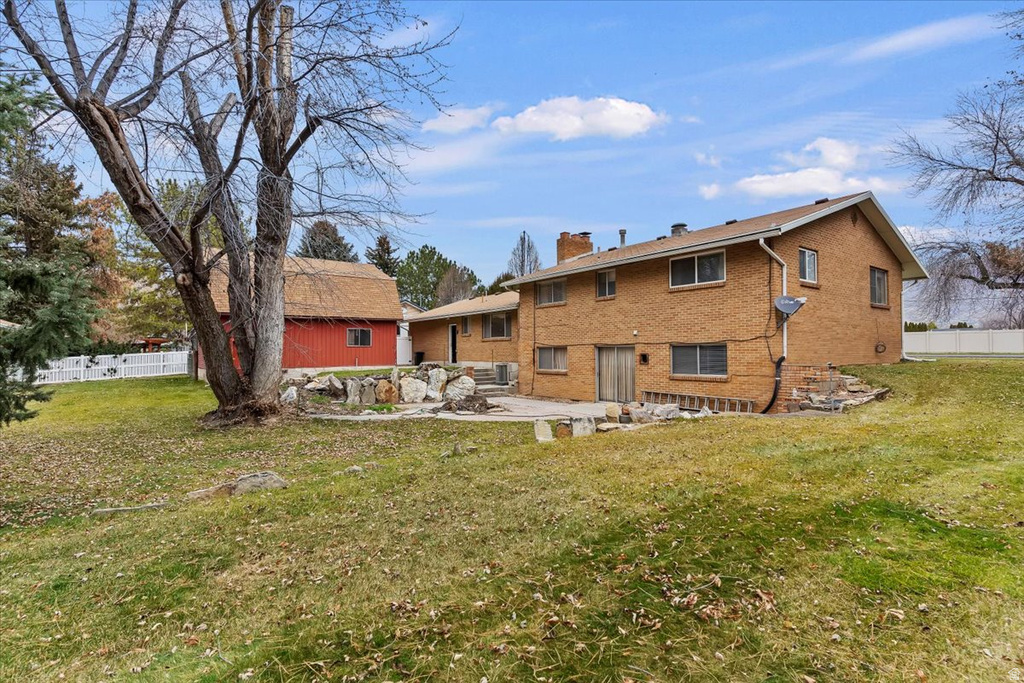 48 S FLINT ST Kaysville, UT 84037