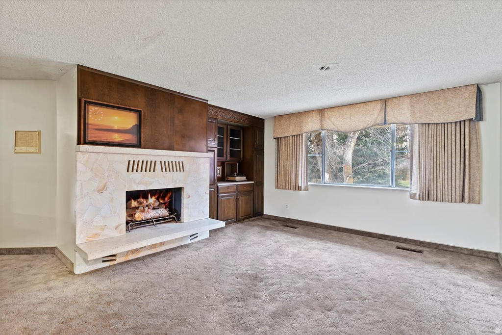 48 S FLINT ST Kaysville, UT 84037