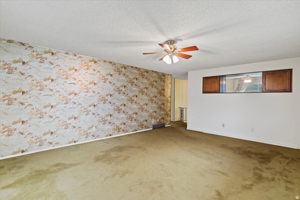 48 S FLINT ST Kaysville, UT 84037