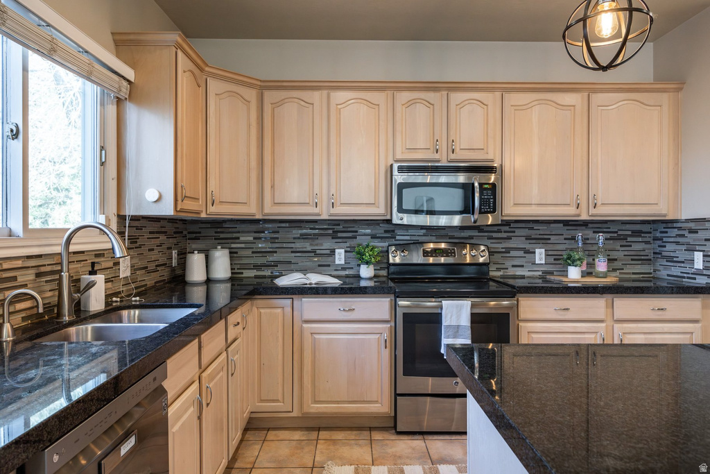 3095 E SILVER HAWK DR Holladay, UT 84121