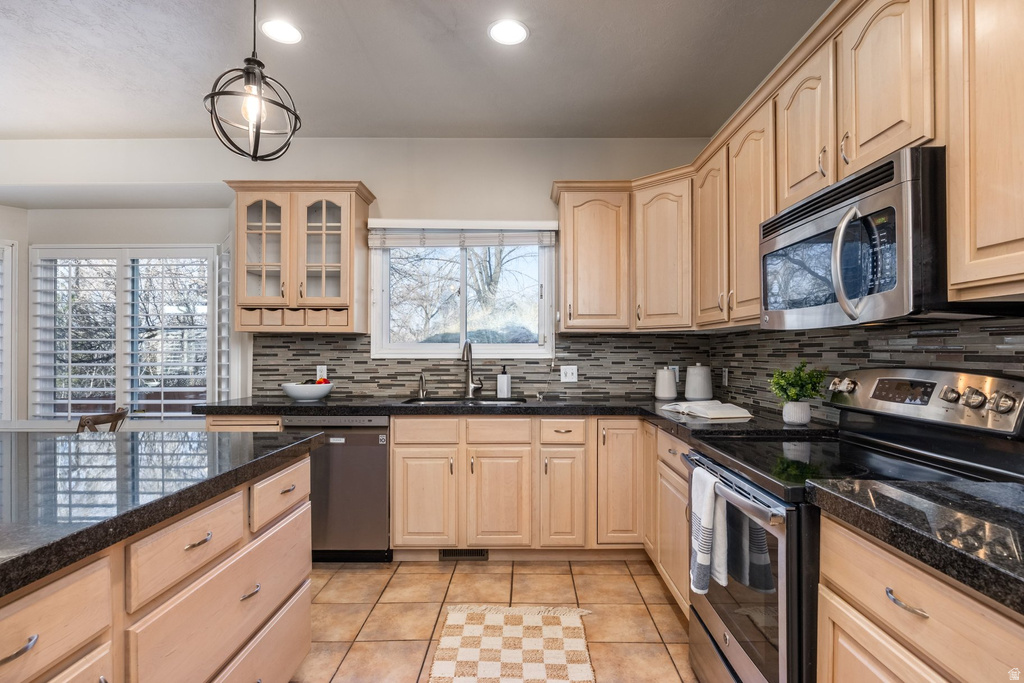 3095 E SILVER HAWK DR Holladay, UT 84121